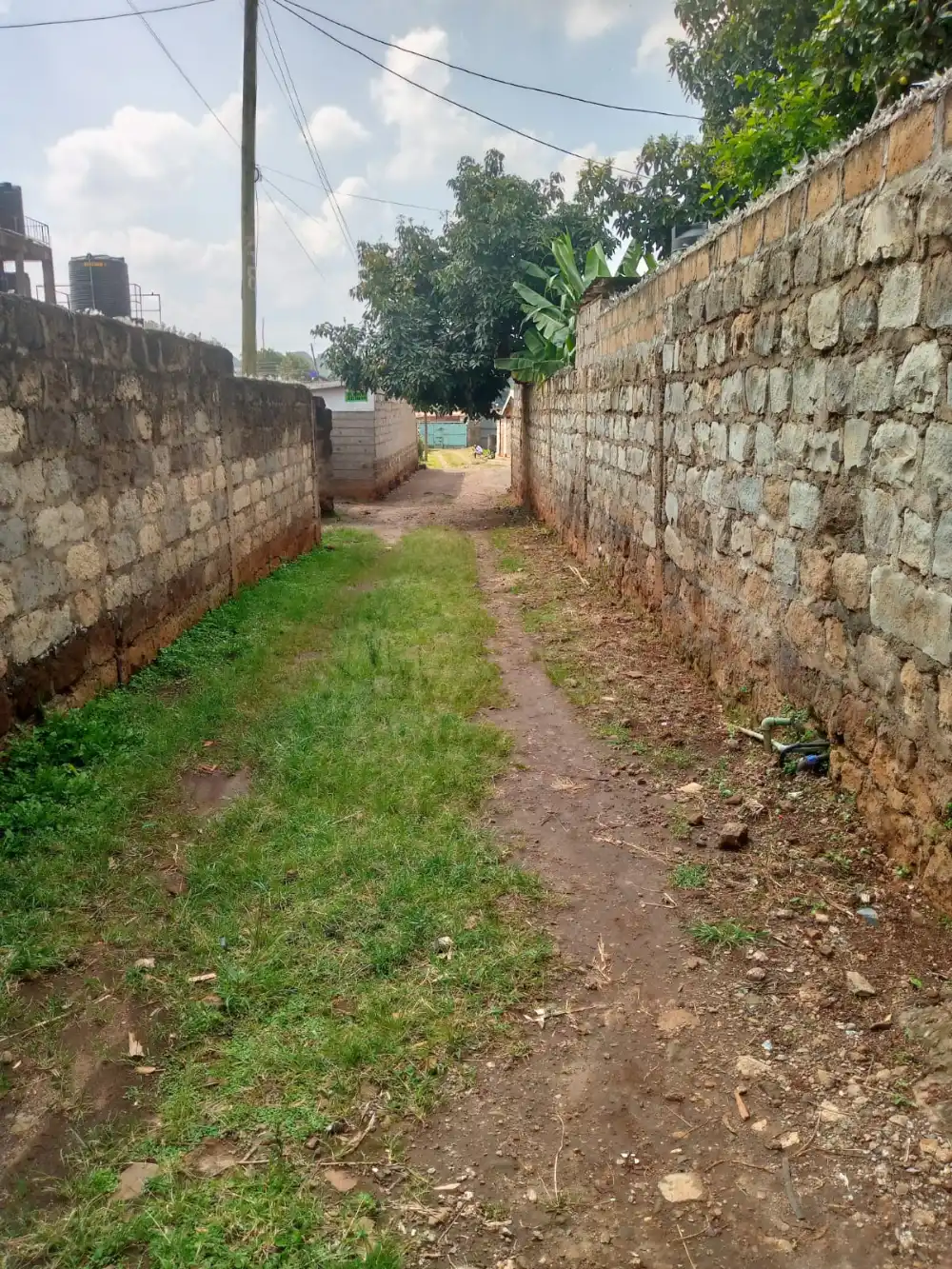 One Bedroom Apartments in Ndwaru Road, At Mumbi House Around The Mca Residence 2Km Off Naivasha Road